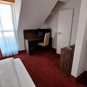 3* Otel Invite