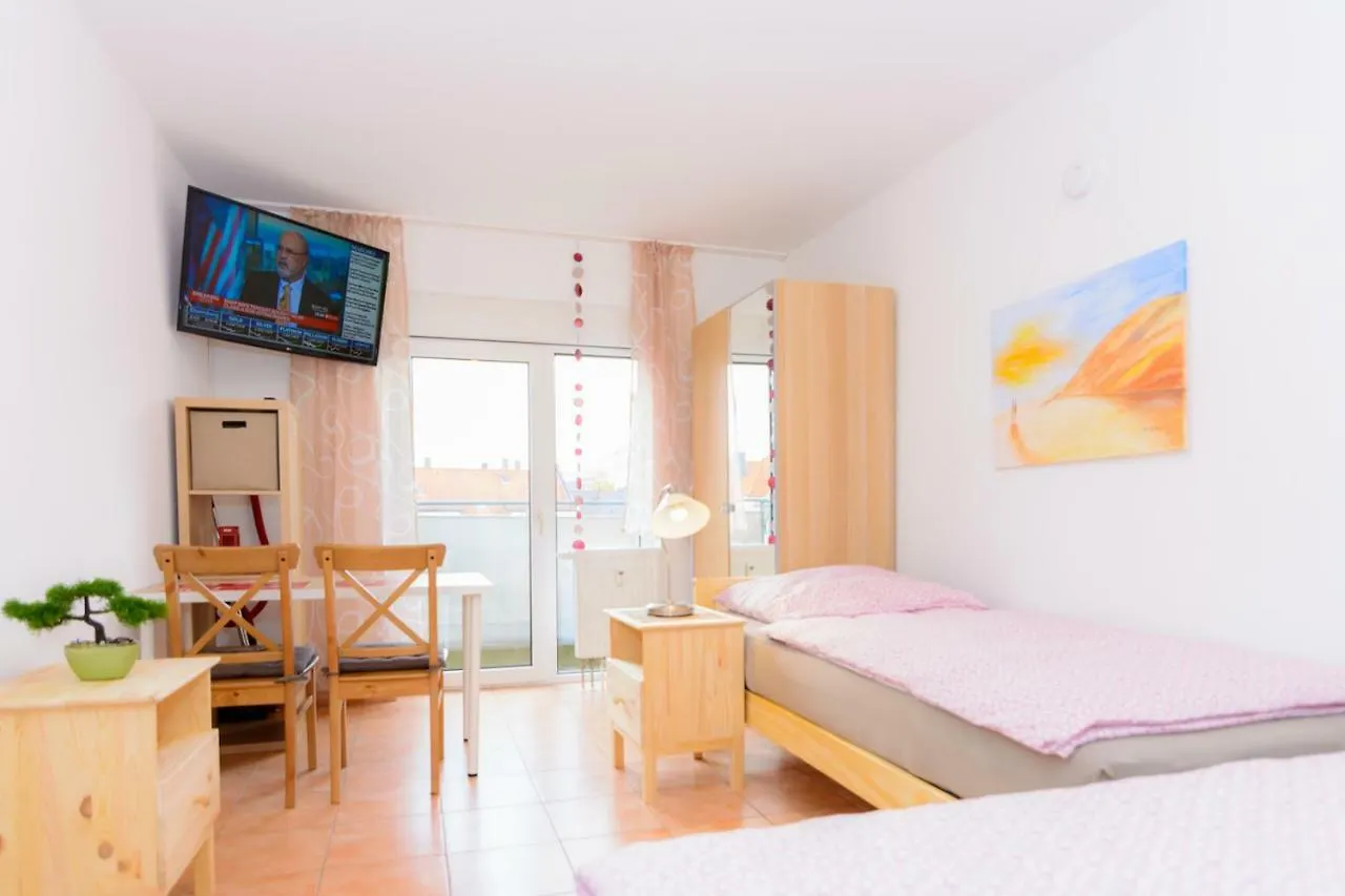 Private Apartments Close To Subway Nürnberg